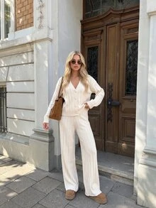 SHEIN طقم نسائي من قطعتين للاسترخاء: كنزة قصيرة محبوكة بأضلاع مع سحاب وياقة وهمية وبنطال واسع الساق - أبيض - مشاهدة 9