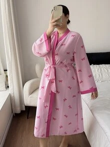 Napfluff CURVE Napfluff CURVE رداء نسائي مقاس كبير بطبعة خطوط وفيونكة، أكمام طويلة، مناسب للربيع والخريف، رداء بيجامة منزلية مريحة - وردي - مشاهدة 3