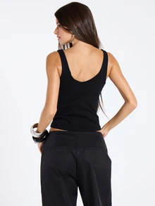 MUSERA Black Scoop Neck Fitted Top Fall Winter Women Outfit Casual - Black - View 2