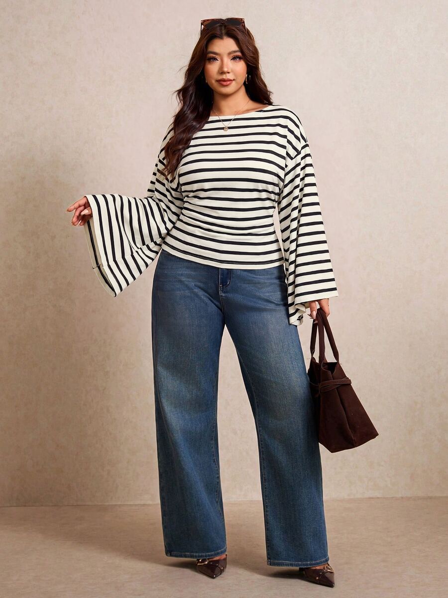 Elaquor Plus Size Minimalist Striped Colorblock Waist-Cinching T-Shirt For Daily Wear - Black and White - View 1