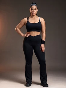 Powerista حمالة صدر رياضية نسائية مقاس كبير باللون الأسود بدون درزات مع أحزمة متقاطعة - الأسود - مشاهدة 3