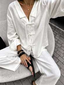 EMERY ROSE Casual Vacation Solid Color Daily Wear Turn-Down Collar V-Neck Frog Button Decor Elegant Minimalist Elegant Long Sleeve Shirt - Beige - View 3