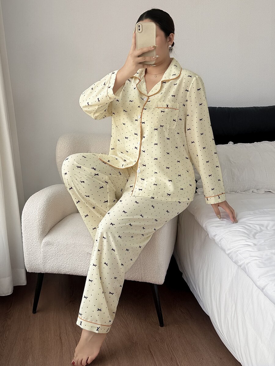 Napfluff CURVE Napfluff CURVE Set Piyama Celana Panjang Lengan Panjang dengan Motif Pita Kerut Gelembung Ukuran Besar - Aprikot - View 1