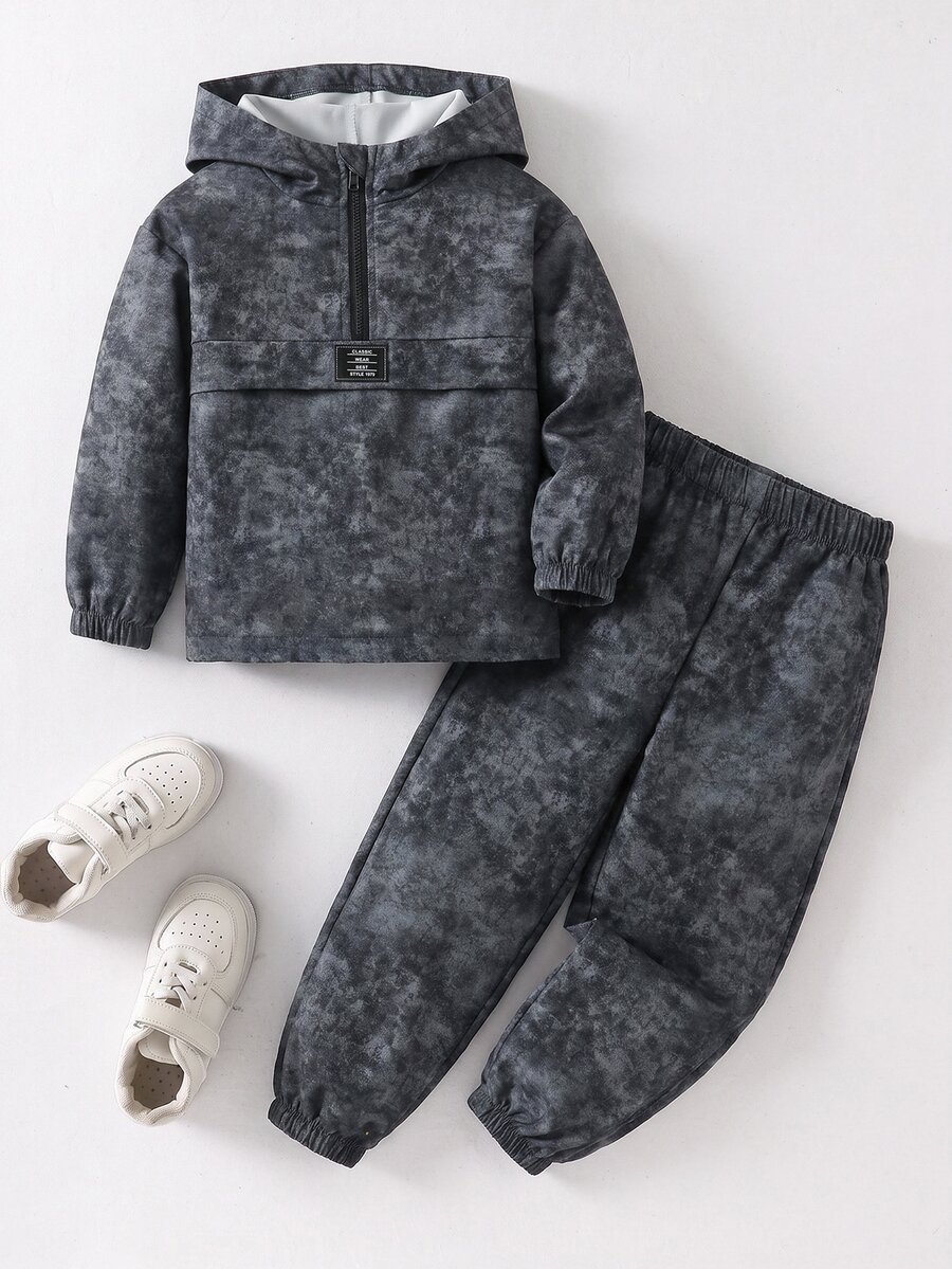 SHEIN 2件組小男孩休閒日常舒適拼接連帽半拉鍊套頭寬鬆長袖外套與寬鬆慢跑長褲,梭織兩件套,適合學校、花園、海灘、生日,春、夏、秋、冬四季穿著 - 彩色 - 查看 1