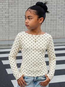 SHEIN Tween女孩秋冬休閒學院風奶油色針織波點印花修身長袖T恤，適合秋季出遊、返校、日常穿著，Y2K上衣 - 米色 - 查看 1