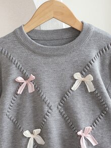 SHEIN Genkimix Kids 少女冬季針織兩件套，可愛3D蝴蝶結毛衣搭配百褶裙，優雅可愛 - 淺灰色 - 查看 4