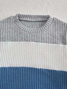 SHEIN Genkimix Kids 男童休閒運動學院風運動衫，適合日常穿著、上學、旅行與運動，為男孩提供多種搭配選擇。整體拼接設計簡約優雅，穿著舒適時尚。男孩穿上這件運動衫會感到舒適，展現休閒時尚形象，將成為男孩的最愛 - 藍色 - 查看 3