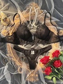 SHEIN 女款深V性感內衣與三角內褲黑色時尚魅力內衣套裝 2件組 - 黑色 - 查看 3