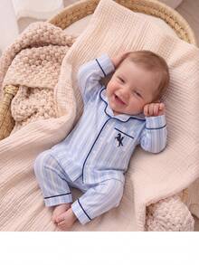 SHEIN Newborn Baby Boy Two-Tone Striped Fabric Collared Contrast Trim Animal Print Patch Pocket Button-Up Loose Top And Casual Straight Leg Pants Set, Suitable For Winter - Blue - View 3