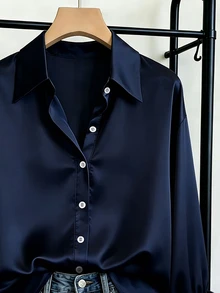 SHEIN Franclia ملابس علوية نسائي أزرق داكن بياقة وأكمام طويلة، جديد لفصلي الربيع والخريف، بتصميم بسيط أحادي الصدر، لون موحد، مع أساور مكشكشة، فضفاض وممشوق، متعدد الاستخدامات وسهل التنسيق - أزرق بحري - مشاهدة 3