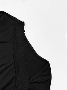 SHEIN تي شيرت نسائي كاجوال بلون موحد مع رقعات دانتيل وتفاصيل مطوية وأكمام طويلة، للارتداء اليومي - الأسود - مشاهدة 4
