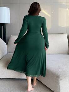 Dazy Plus 對比蕾絲性感居家服 大尺碼女款優雅中長款睡裙 - 墨綠色 - 查看 2