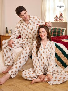 CoupledUp طقم ملابس منزلية كاجوال للرجال بطبعة رجل الزنجبيل لعيد الميلاد، بياقة مفتوحة وأمام مفتوح - متعدد الألوان - مشاهدة 1
