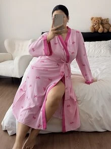 Napfluff CURVE Napfluff CURVE رداء نسائي مقاس كبير بطبعة خطوط وفيونكة، أكمام طويلة، مناسب للربيع والخريف، رداء بيجامة منزلية مريحة - وردي - مشاهدة 4