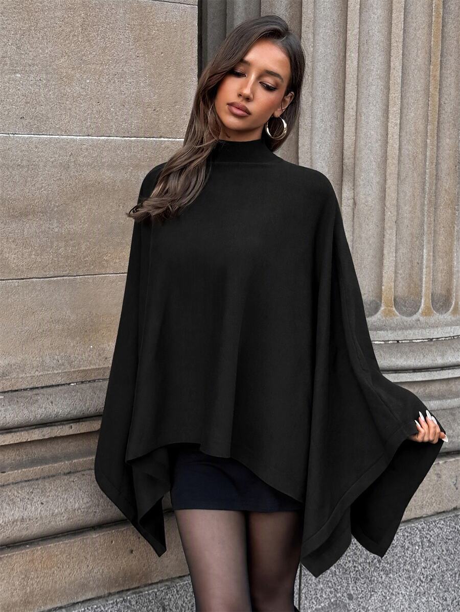 Aloruh Sweater Cape Kasual Longgar Wanita Warna Polos dengan Kerah Tegak dan Hem Asimetris - Hitam - View 1
