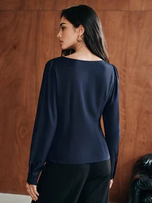 Anewsta Atasan Wanita Lengan Panjang Elegan Serbaguna dengan Desain Kerah Perahu Warna Polos Terbaru untuk Awal Musim Gugur, Belahan Pinggang, dan Detail Kerutan - Navy Blue - View 2