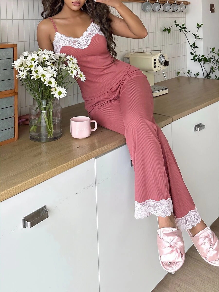 SHEIN 歐美風粉色蕾絲拼接女款睡衣套裝 - 銅色 - 查看 1