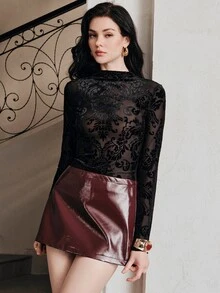 Anewsta Modern Retro Style Long Sleeve Slim Fit Neckline Commuter Outfit Women's Top - Black - View 3