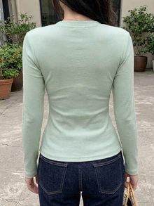 DAZY 春秋綠色性感休閒度假街頭風彩虹彩色鈕扣裝飾修身長袖甜美女款T恤 - 薄荷綠 - 查看 6