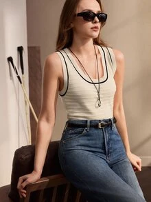 SHEIN Women's U-Neck Fitted Sleeveless Knitted Top, Ribbed Contrast Color Spring/Summer Top, Beige/Apricot Slimming Elastic Knitted Top, Minimalist Commute Versatile French Style Solid Color Tight-Fitting Base Layer Knitted Top - Apricot - View 11