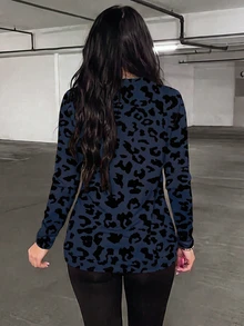 SHEIN LUNE 女款秋冬新款熱銷豹紋印花休閒百搭大尺碼T恤 - 彩色 - 查看 2