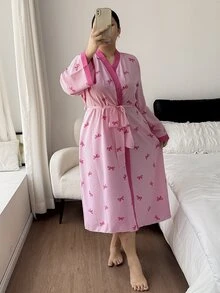Napfluff CURVE Napfluff CURVE رداء نسائي مقاس كبير بطبعة خطوط وفيونكة، أكمام طويلة، مناسب للربيع والخريف، رداء بيجامة منزلية مريحة - وردي - مشاهدة 5
