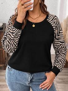 SHEIN VCAY Plus Size Women's Casual Raglan Sleeve Round Neck Loose Fit T-Shirt Suitable For Spring And Autumn - Multicolor - View 4
