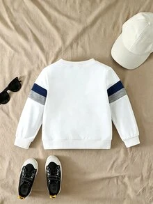 SHEIN Genkimix Kids 1件男孩休閒運動學院街頭風可愛酷炫恐龍圖案拼色T恤，適合日常穿著、上學、外出、運動，春夏穿搭，為男孩提供多種搭配選擇，增加衣著組合多樣性，整體設計簡約優雅，舒適時尚，穿著舒適且展現休閒時尚形象，是男孩衣櫥中實用且時尚的服飾選擇 - 白色 - 查看 2