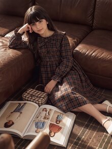 Tween女孩長袖格紋收腰蝴蝶結誇張領長洋裝 秋冬款 - 卡其色 - 查看 16