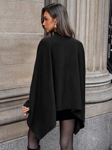 Aloruh Sweater Cape Kasual Longgar Wanita Warna Polos dengan Kerah Tegak dan Hem Asimetris - Hitam - View 2