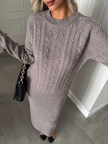 SHEIN طقم ملابس محبوكة من قطعتين للنساء: كنزة محبوكة بنمط الكابل & تنورة ماكسي مضلعة - بني مخاوي - مشاهدة 6
