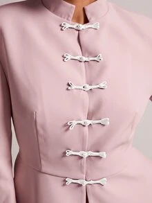 SHEIN BAE 奶油色青蛙鈕扣荷葉邊西裝外套，黑色對比結飾立領西裝夾克，適合工作、晚餐、辦公室、夏季、賓客穿著、婚禮優雅造型 - 粉色 - 查看 8