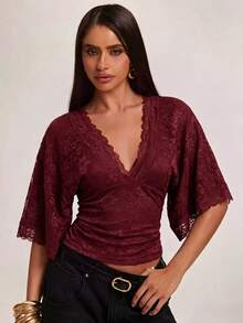 SHEIN BAE Elegantes, sexy Damen-Top mit tiefem V-Ausschnitt, Spitzen-Patchwork, Blumenmuster und transparentem Design, geeignet für Lässig, Ausgehen, Boho-Stil, Spitzen-Top, beiges Top, Sommer-Top - Bordeaux - Übersicht 4
