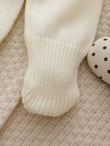 SHEIN 新生兒嬰兒針織套頭圓領長袖毛衣連身衣，舒適秋冬款，精緻刺繡重工 + 針織連腳褲襪，百搭 2 件套，休閒時尚，適合日常穿著、外出、旅行、上學 - 米色 - 查看 7