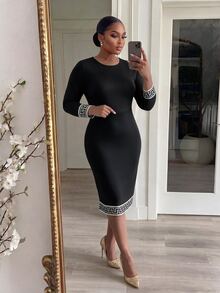 SHEIN Lady CURVE فستان أنيق بطبعة هندسية بياقة دائرية وأكمام طويلة مقاس كبير - الأسود - مشاهدة 4