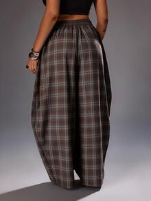 Rustia Plus Size Dark Style Grommet Decor Curved Leg Pants Fall - Multicolor - View 2