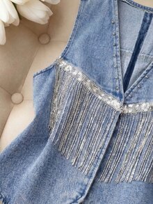 SHEIN MOD Atasan Denim Kasual Serbaguna Wanita Ukuran Plus dengan Desain Rumbai dan Leher V - Light Wash - View 4