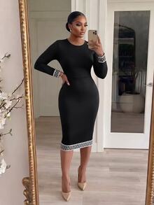 SHEIN Lady CURVE فستان أنيق بطبعة هندسية بياقة دائرية وأكمام طويلة مقاس كبير - الأسود - مشاهدة 5
