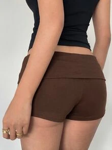 Aloruh 女款春夏黑色金屬色優雅龐克90年代性感街頭Y2K前衛萬聖節箔印捲腰低腰超短褲派對夜穿 - 咖啡棕 - 查看 2