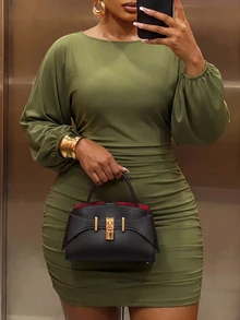 Slaydiva فستان نسائي أخضر جيشي بأكمام خفاشية وظهر مكشوف وكشكشة ضيق قصير - ملابس حفلة/ملهى ليلي مثيرة- - أخضر عسكري - مشاهدة 5