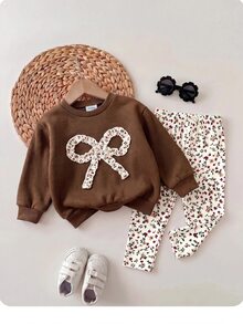 SHEIN Cute Knitted Floral Pattern Bow Sweatshirt Set For Baby Girls - Coffee Brown - View 3