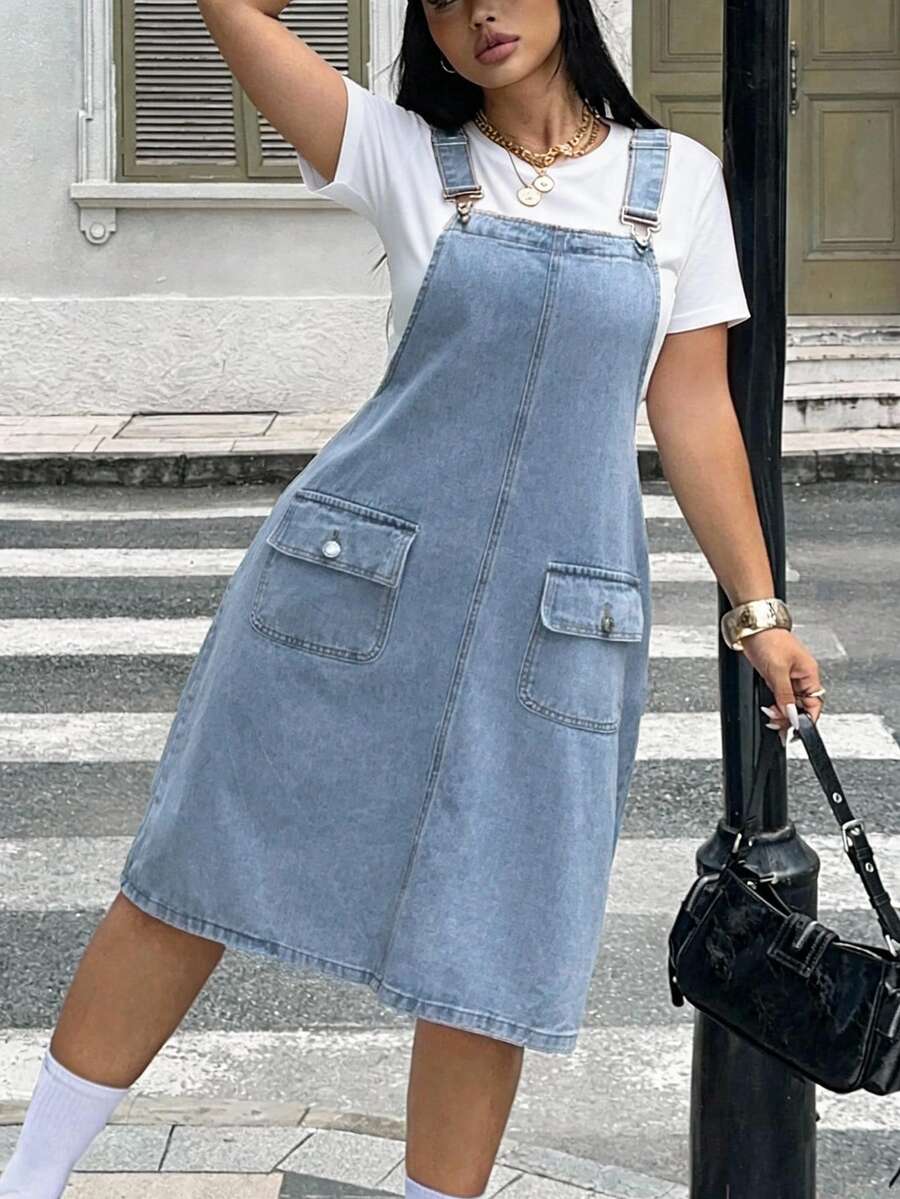 SHEIN CURVE+ Plus Size Women's Cargo Pocket Overall Washed Denim Dress - Light Wash - View 1