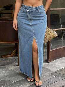 Dazy Plus Rok Denim Kasual Harian Wanita Ukuran Plus dengan Saku, Kancing, dan Desain Belahan. - Medium Wash - View 4