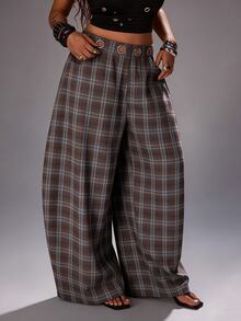 Rustia Plus Size Dark Style Grommet Decor Curved Leg Pants Fall - Multicolor - View 3