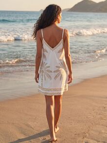 CAJUNI Short, Loose-Fitting Summer Dress With Palm Tree Print, Strappy Design, Sleeveless, And V-Neck. - Multicolor - View 2