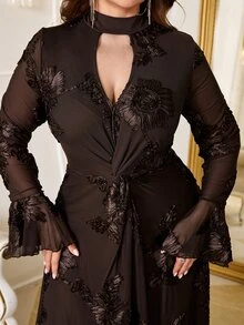 Reflora Plus Size Women's Jacquard Keyhole Neck Flared Sleeve Elegant Dress - Brown - View 2