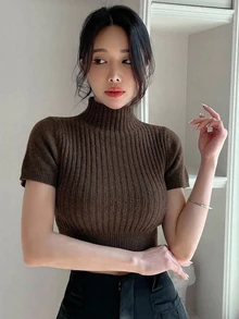 DAZY 女款純色立領短袖休閒針織上衣 - 咖啡棕 - 查看 10
