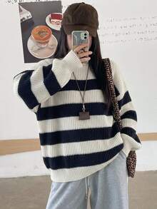 DAZY 女款條紋落肩長袖休閒寬鬆套頭毛衣 - 藏蓝色 - 查看 1