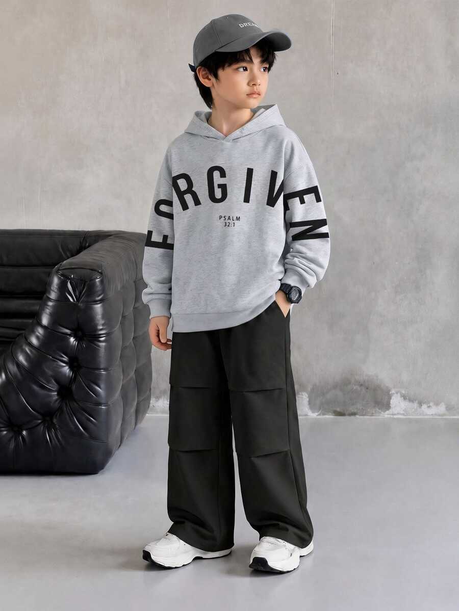 Casuvi Kids 男孩秋冬兩件套，灰色連帽衛衣搭配弧形大字母印花上衣與多口袋工裝寬腿長褲，酷感街頭美式高街風 - 彩色 - 查看 1