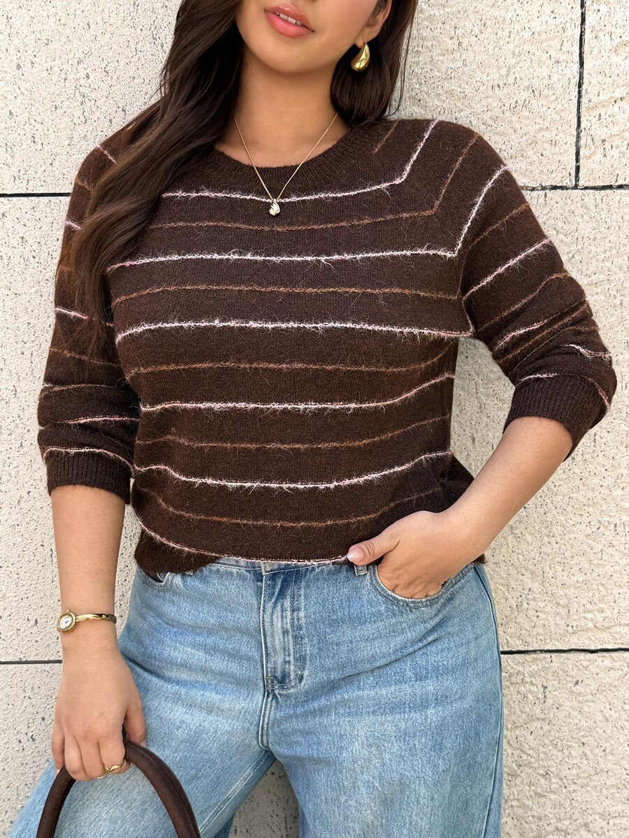 Easura Plus Size Casual Crew Neck Loose Fit Women's Pullover Sweater - Brown - View 1